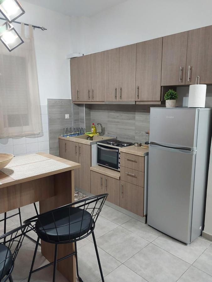 Anibo Studios And Apartments Zero Point 52 Tesalonika Bagian luar foto
